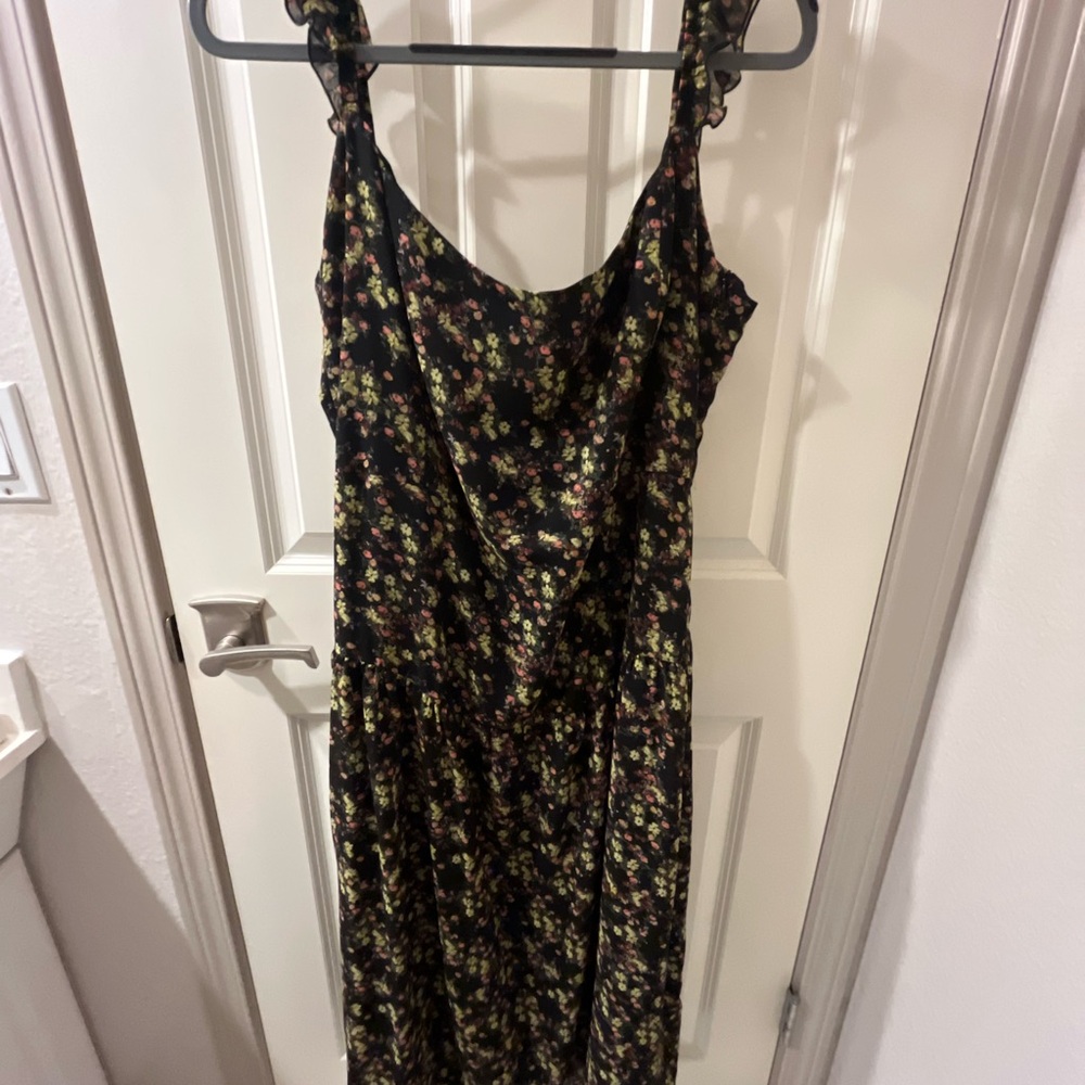 Park & Fifth Black Floral Midi Dress